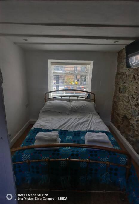 Brynglas Cottage With Hot Tub, Anglesey. Llanfachraeth Exterior foto